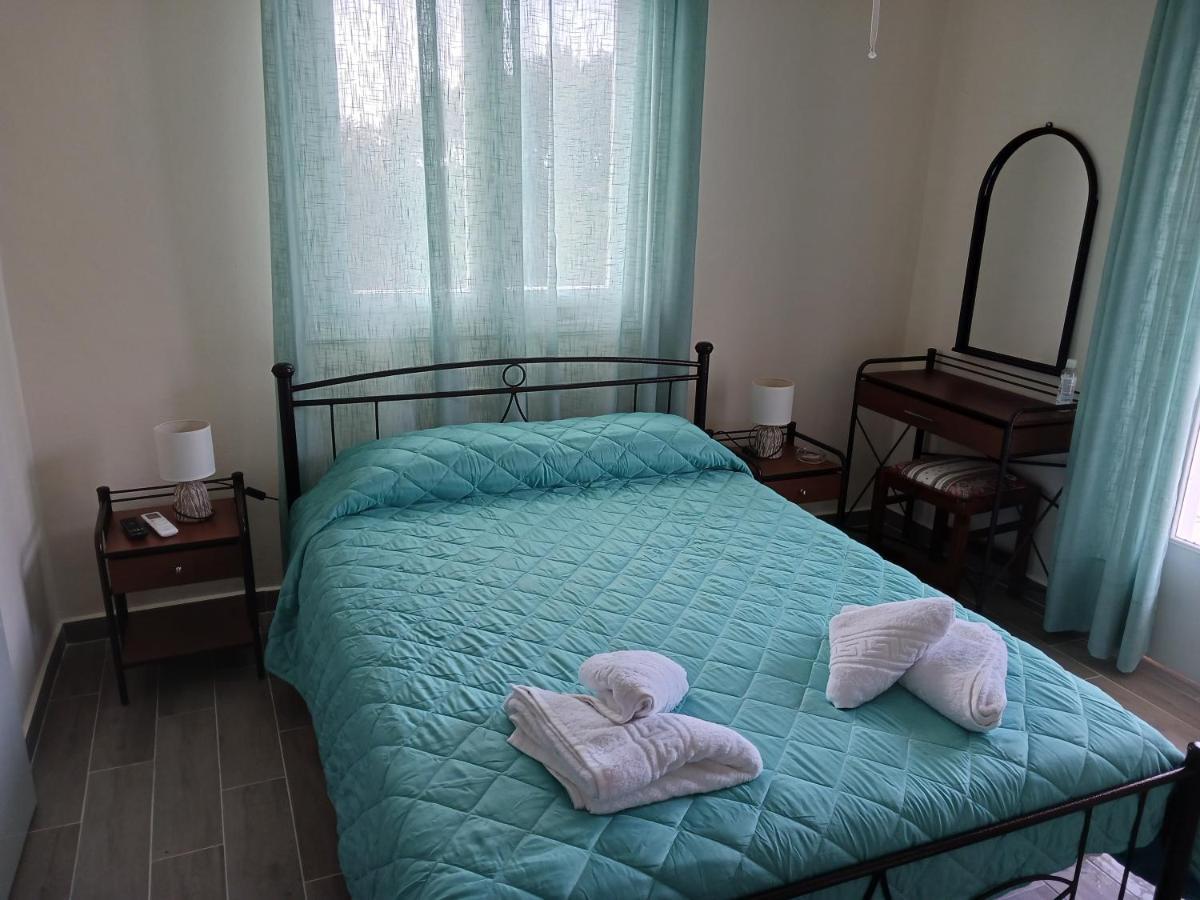 Fiore Rooms Akrotiri  Exterior photo